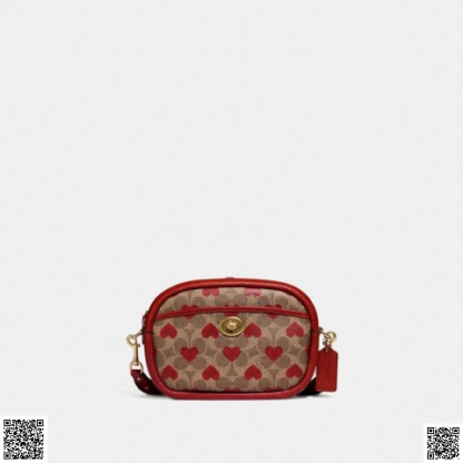 美國代購正品 Coach 愛心相機包