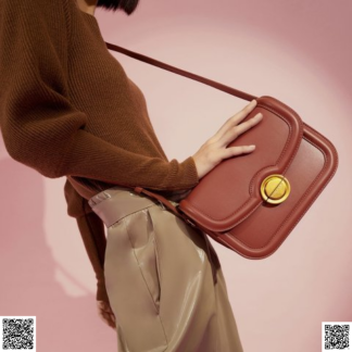 美國代購正品 Charles & Keith 翻蓋小方包