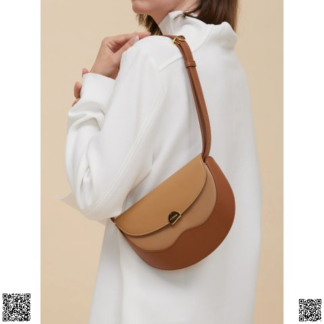 美國代購正品 時尚Echo波紋包