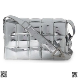 美國代購正品 Bottega Veneta 枕頭包