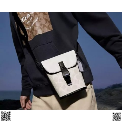 美國代購正品 Track Small 斜挎包