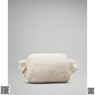 美國代購正品 lululemon Everywhere 毛絨腰包 2L